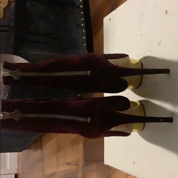 I no longer wear them. - Picture 2 of 4